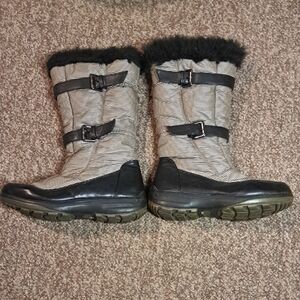 Wanderlust Black and Gray Winter Boots